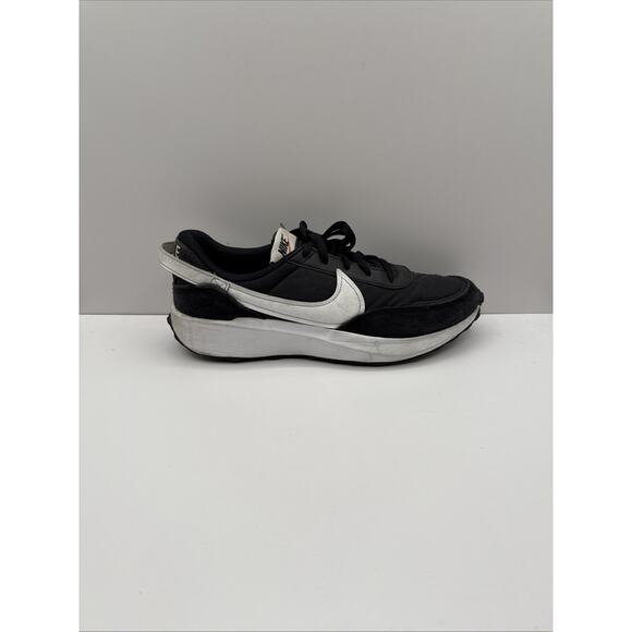 Size 11 - Nike Waffle‎ Debut Black White Casual Running Sneaker Shoe DH9522-001 - Picture 1 of 9